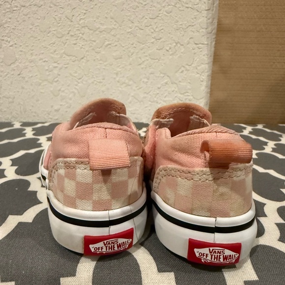 Vans Kids Pink and White Checkered Slip-On Sneakers - Picture 3 of 4